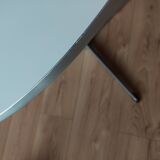 Arne Jacobsen table