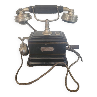 Téléphone à manivelle 1920