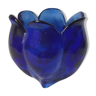 Vase en verre bleu