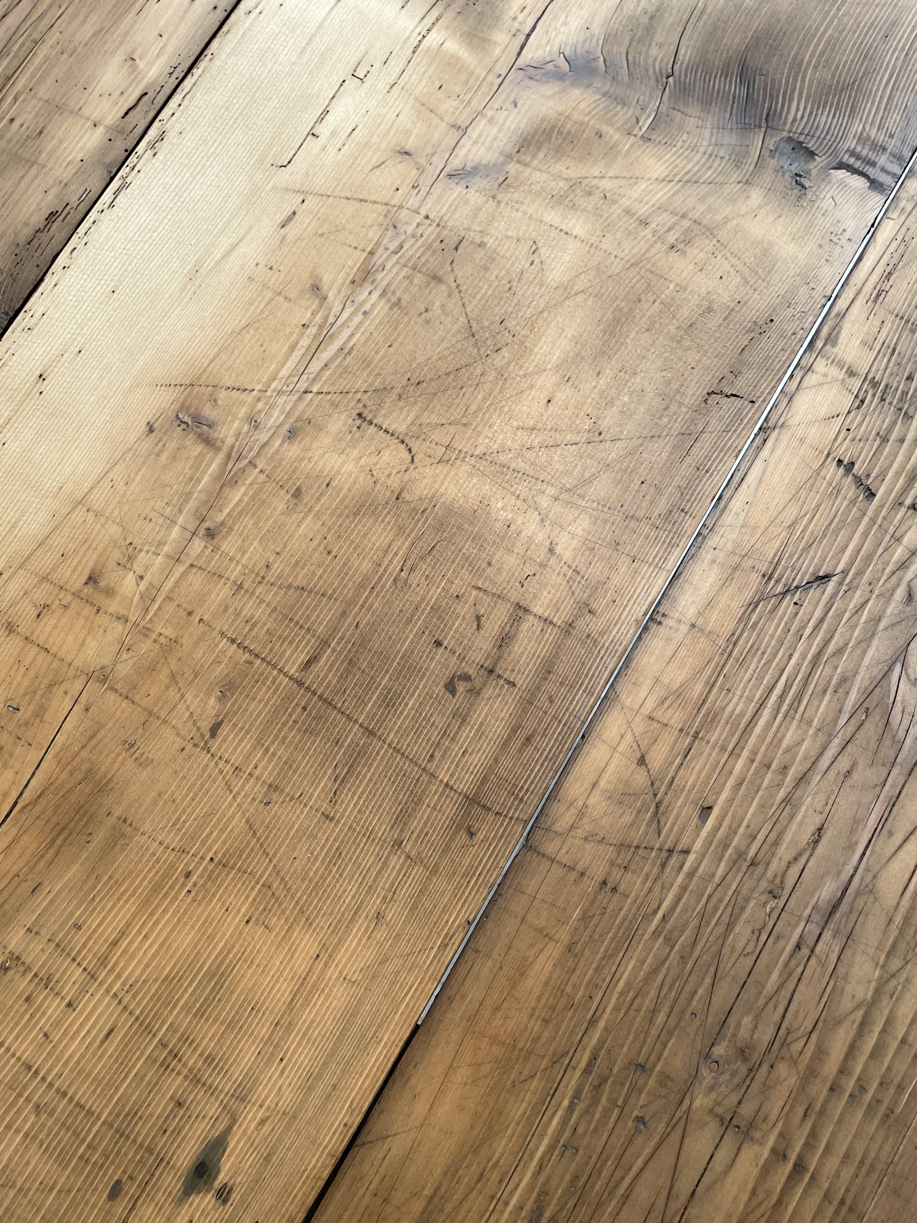 Table de ferme vintage en bois brut