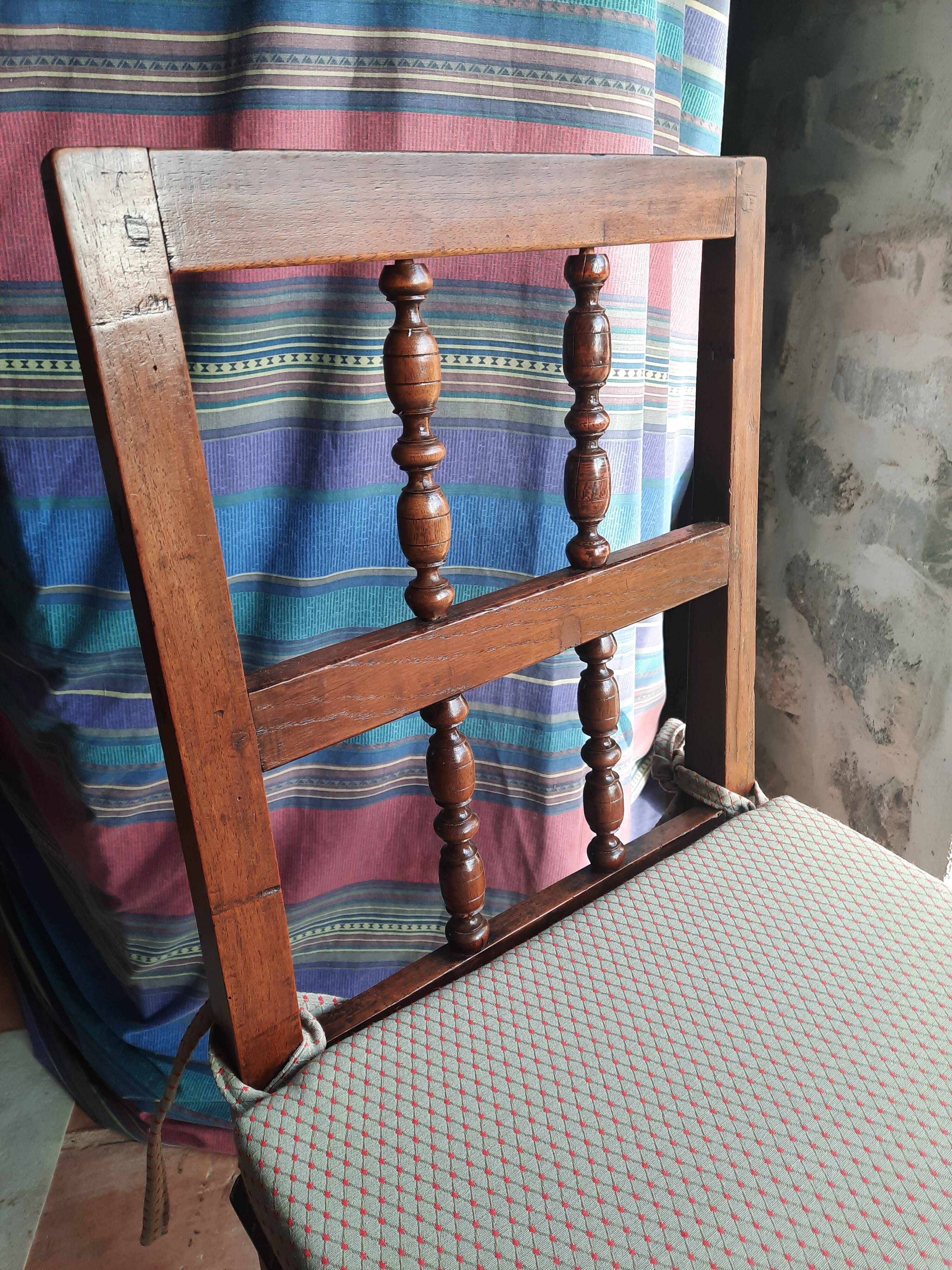 Set of 6 antique hazelwood chairs, 17th–18th century
