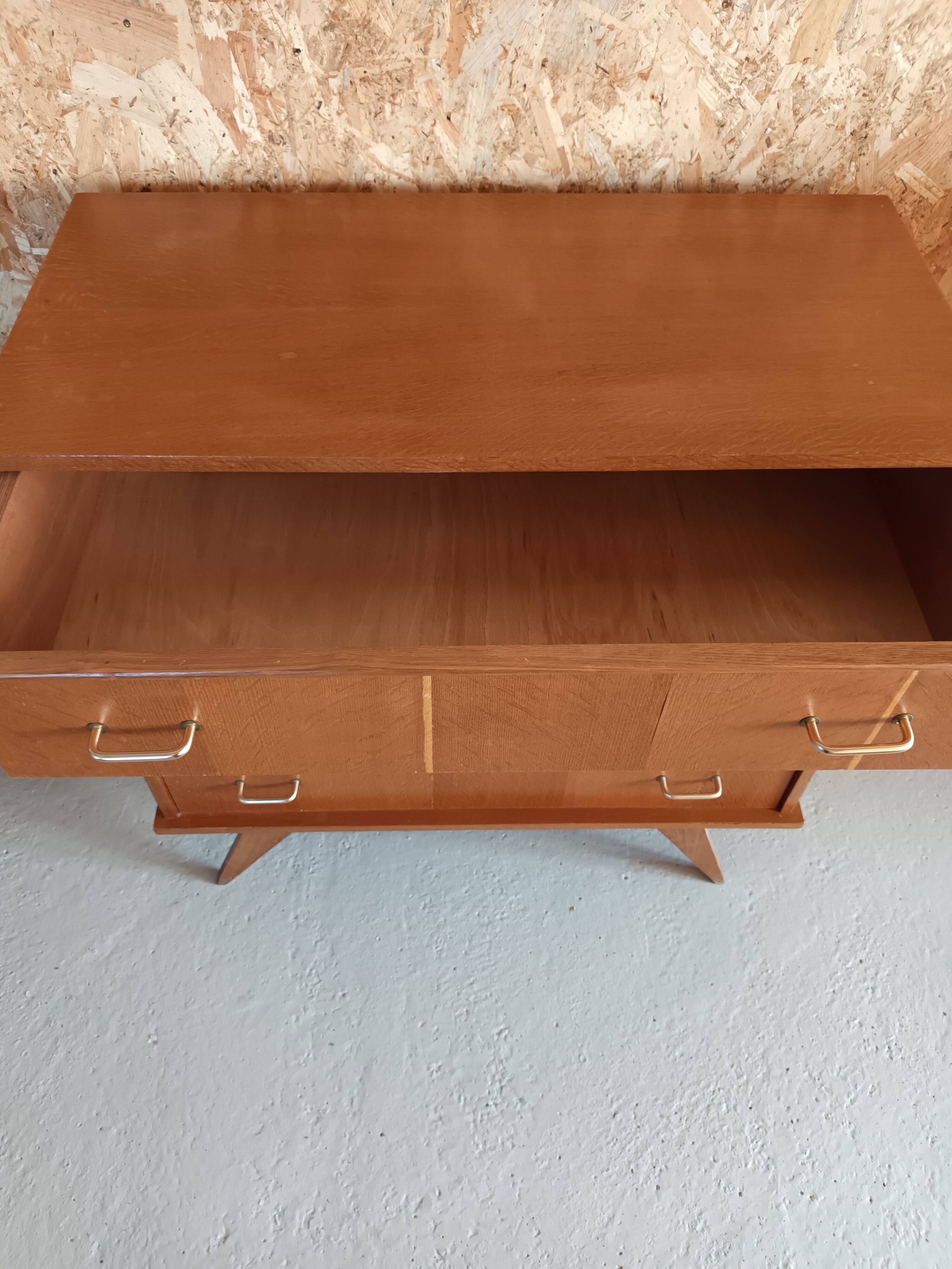 Commode vintage