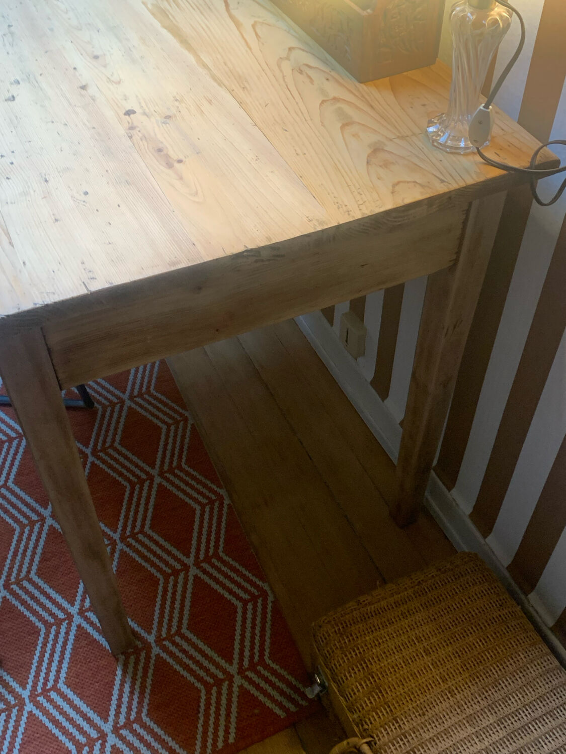 Solid wood desk, 1 drawer