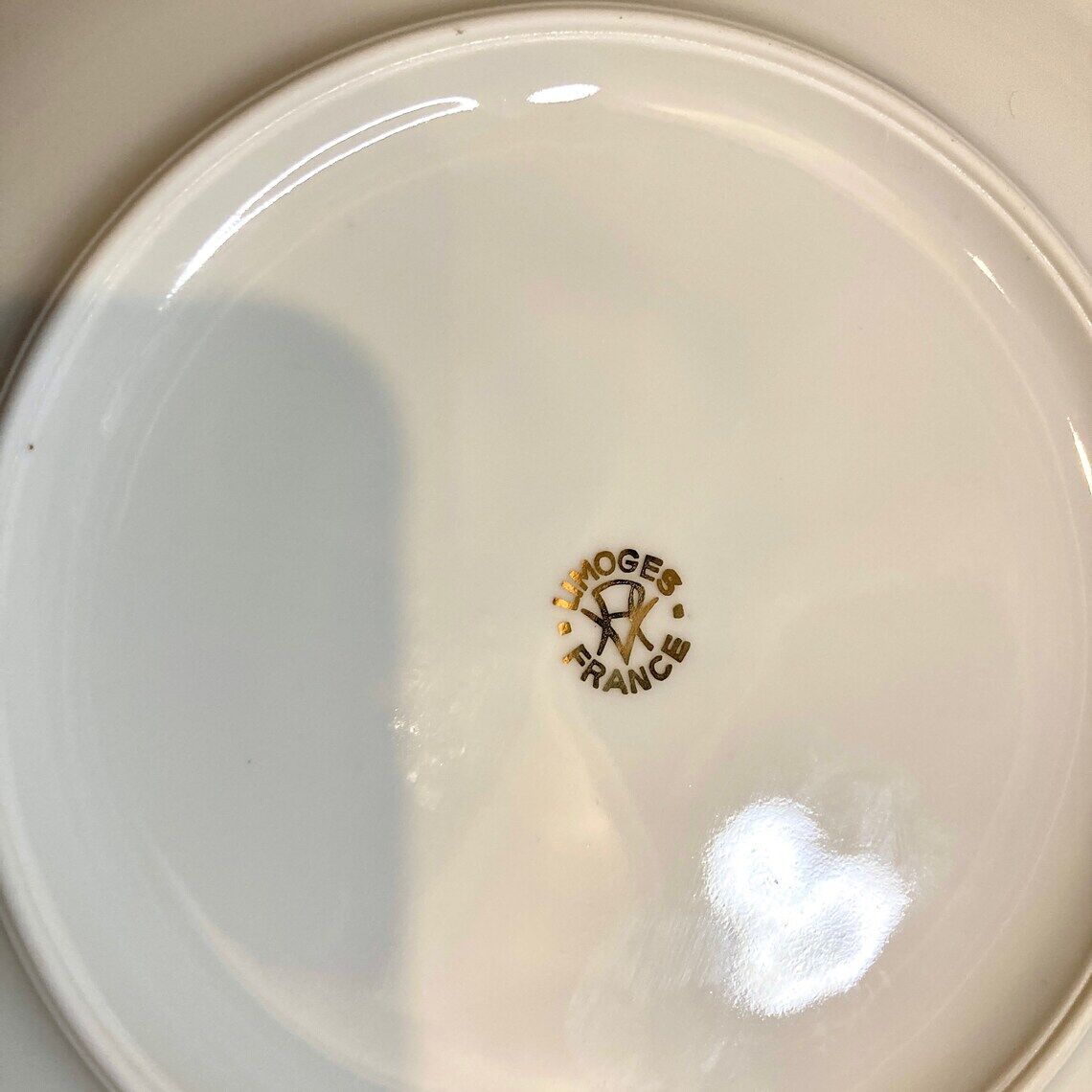 Plates and dessert dish