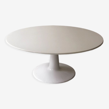 Table basse tulipe en fibre de verre, design 1970