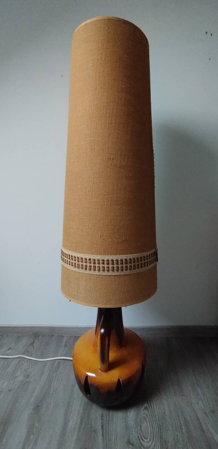 Ceramic foot floor lamp