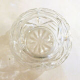 Sugar bowl with integrated clamp