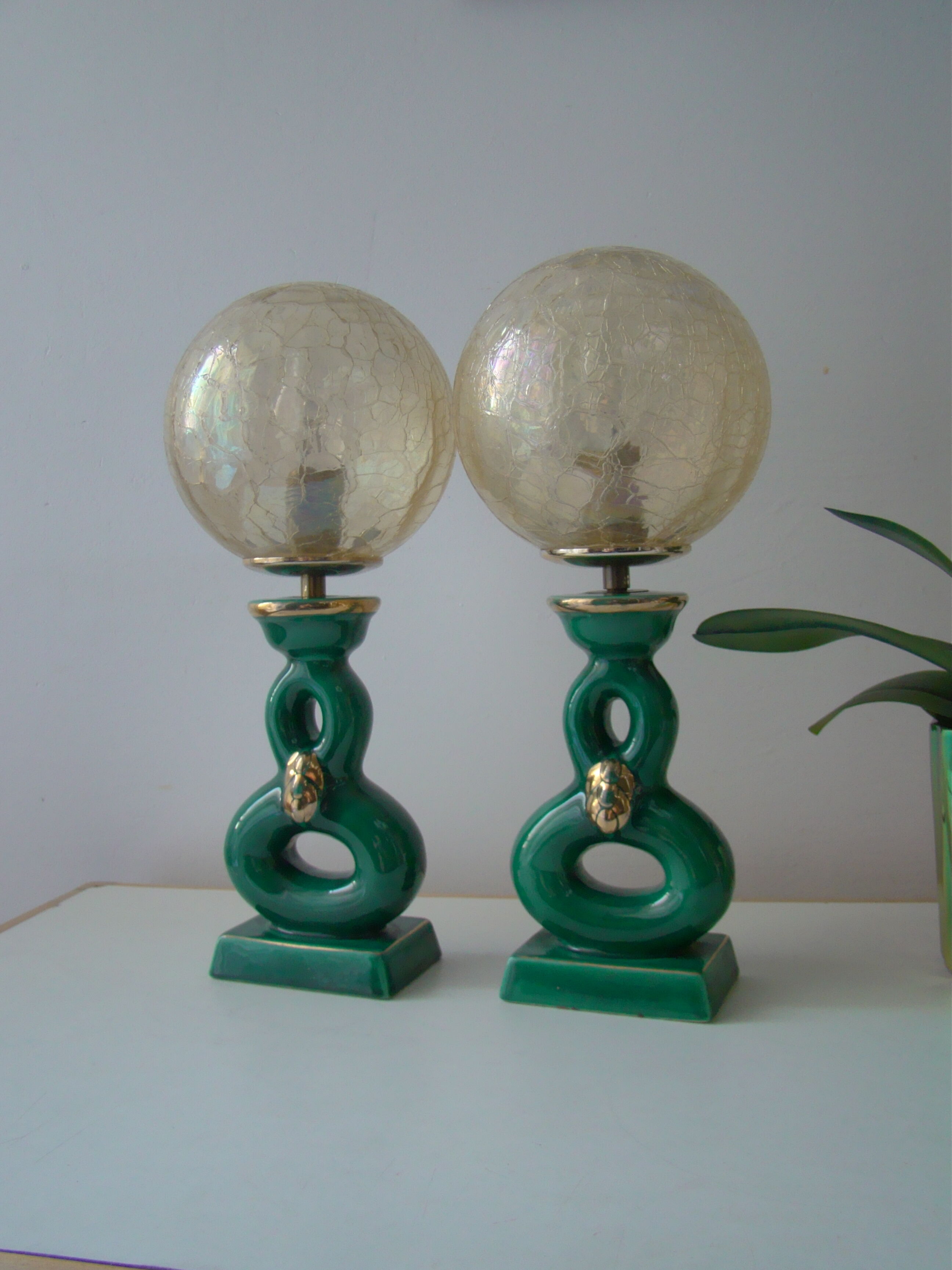 Pair of vintage lamps in bordeaux art ceramic