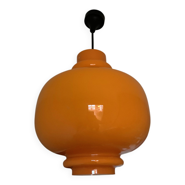 Suspension Oplight 75 en opaline orange par Hans-Agne Jakobsson, années 1960