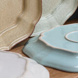 Set of 9 multicolored presentation plates