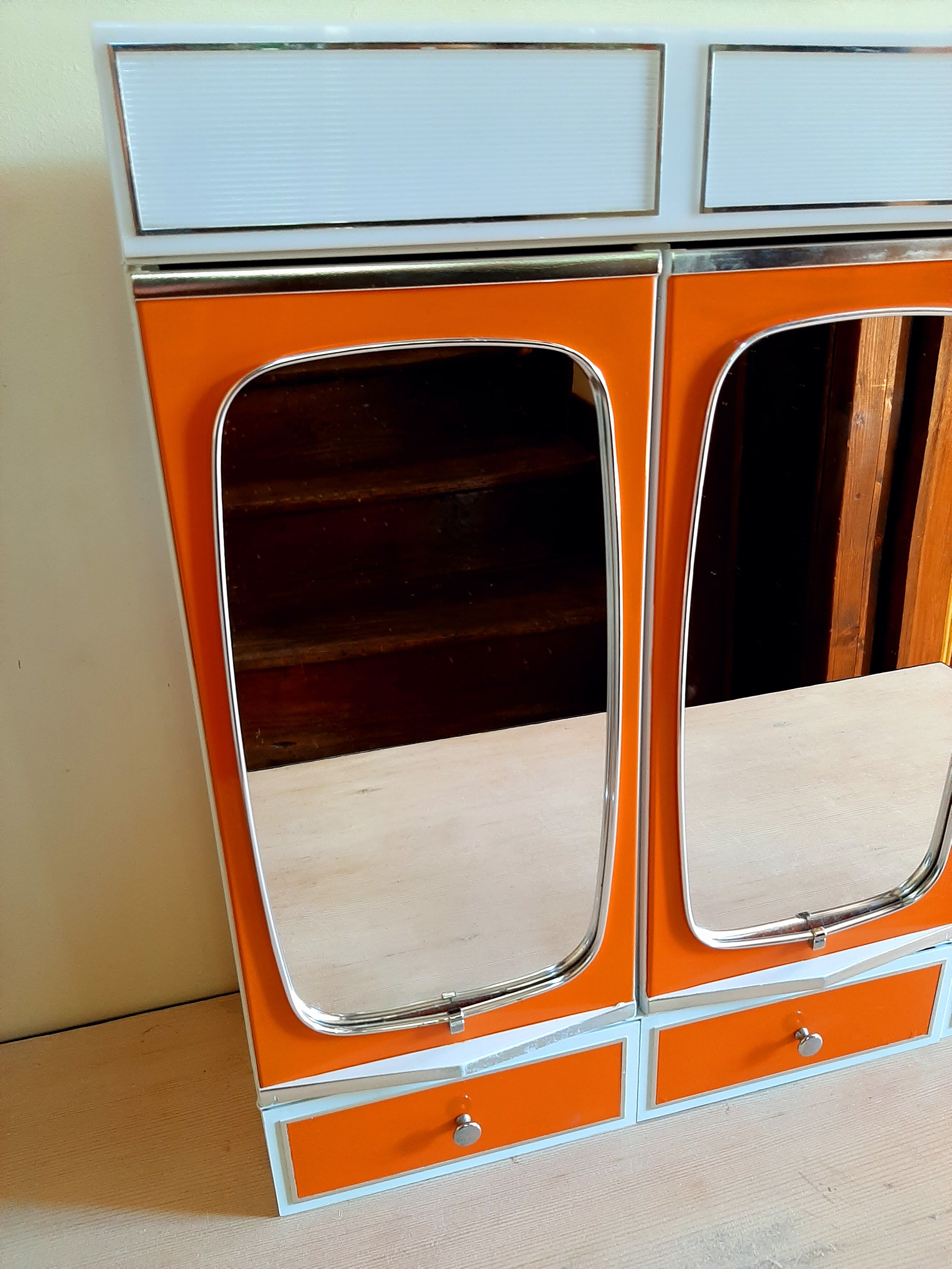 Armoire miroir de salle de bain 1970