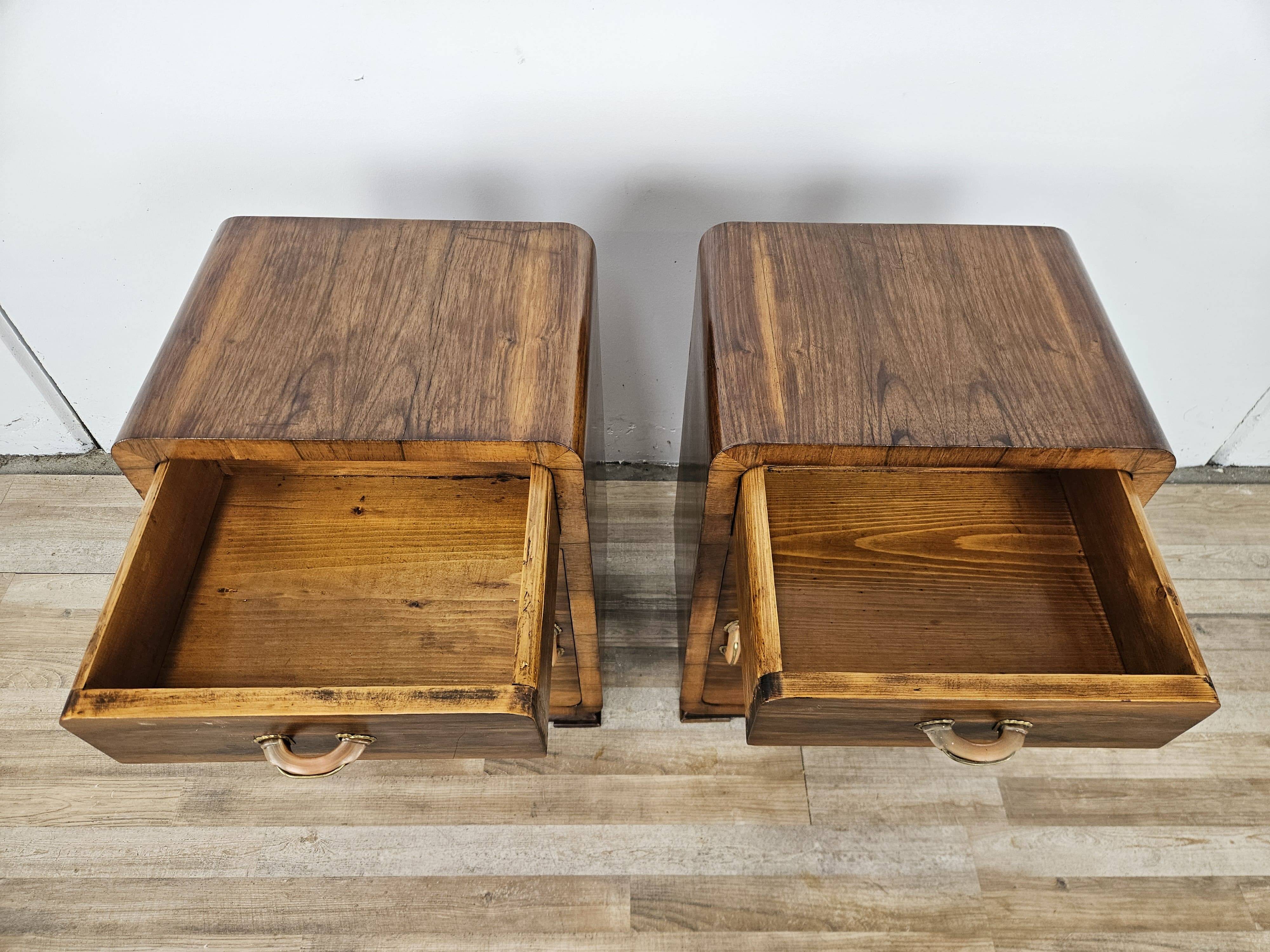 Art Decò walnut bedside tables with door and drawer