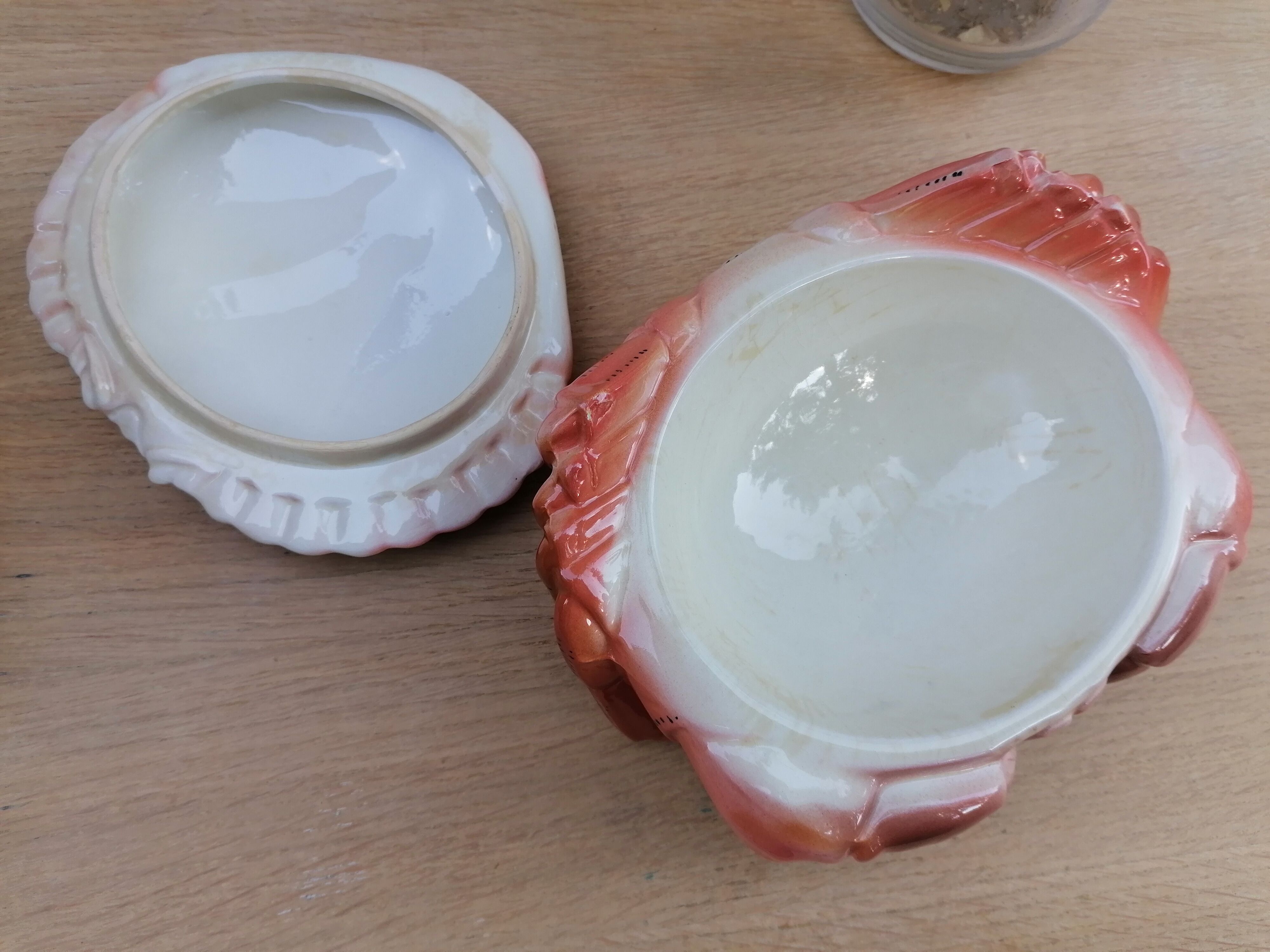 Faïence Caugant bisque crab box