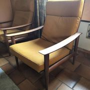 Scandinavian armchair with yellow cushions, original from the 1950s/60s.