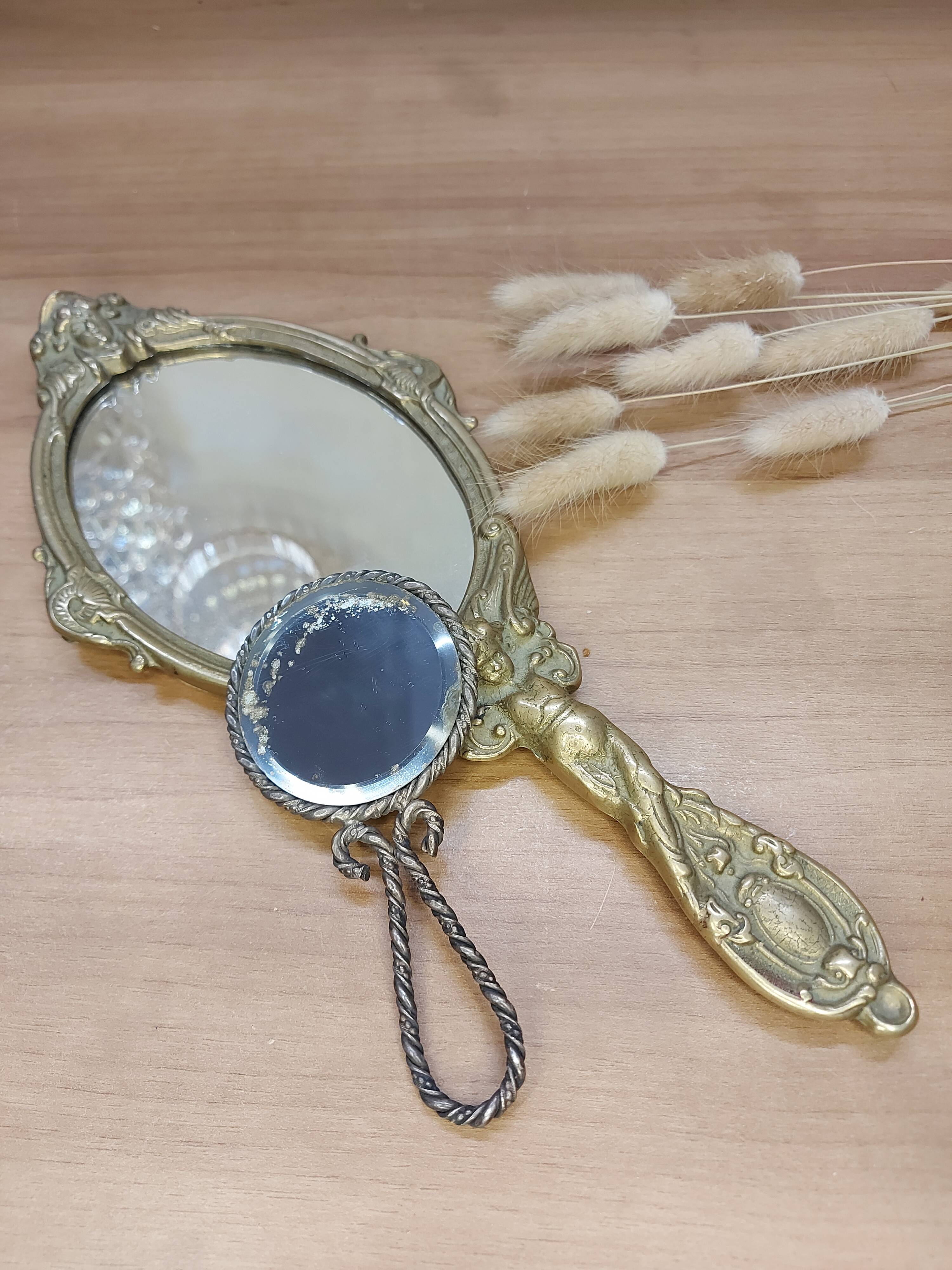 Miroir à main