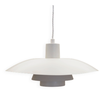 Suspension, design danois, années 1960, designer : Poul Henningsen, fabricant