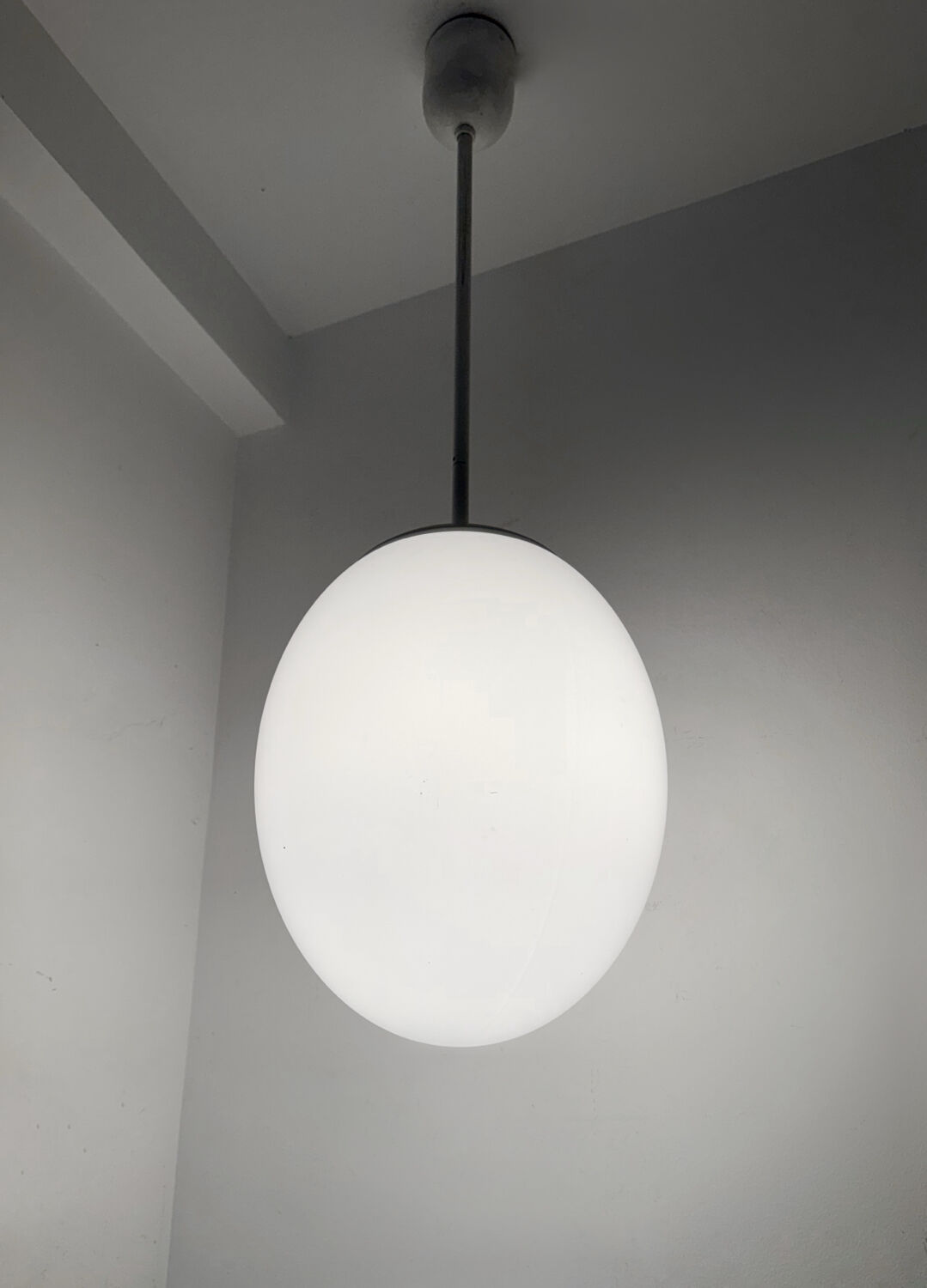 Lustre white opaline egg vintage Limburg