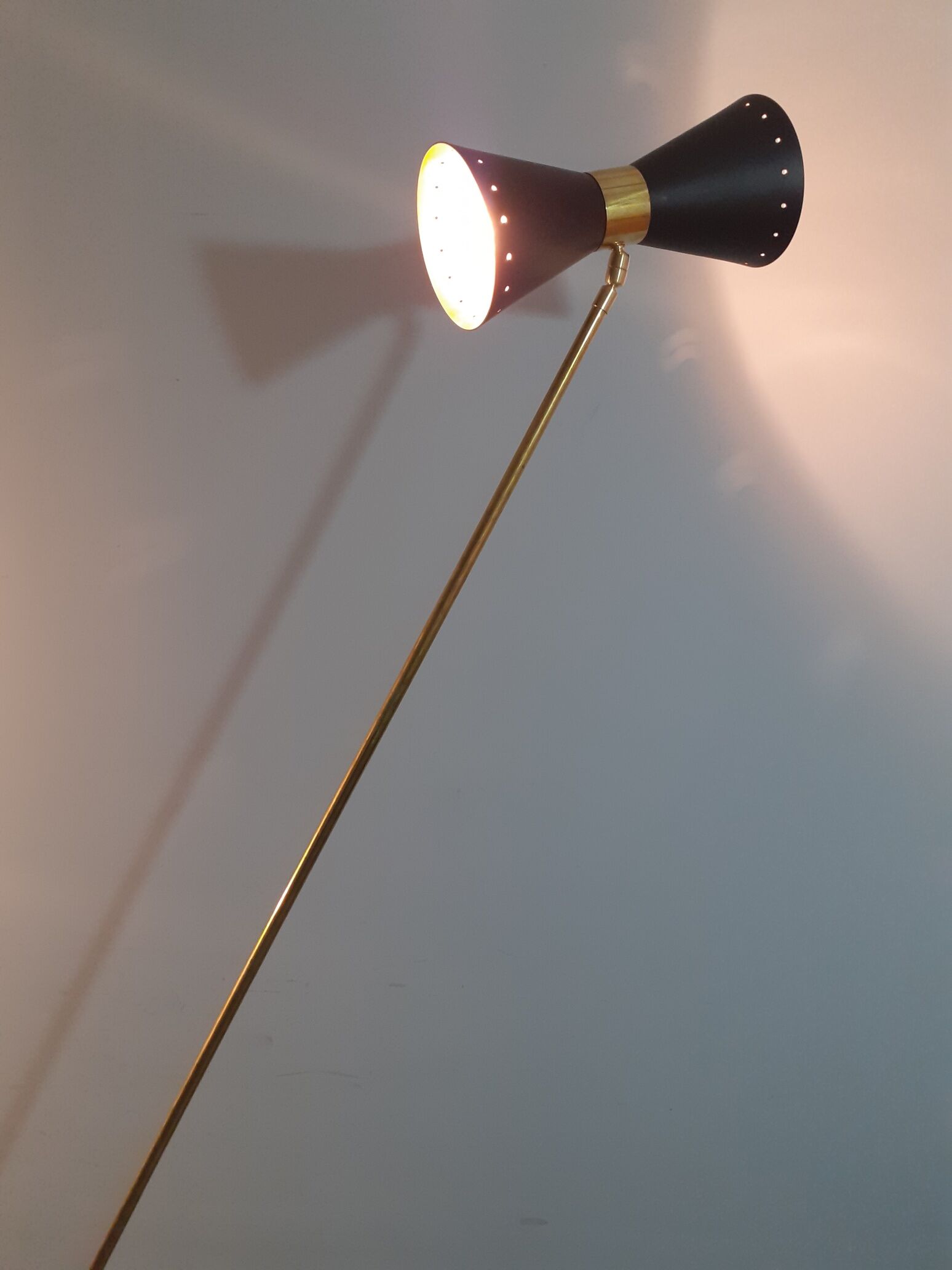 Italian Lamppost in Ball, Brass Spot diabolo double focus, Style 1950s