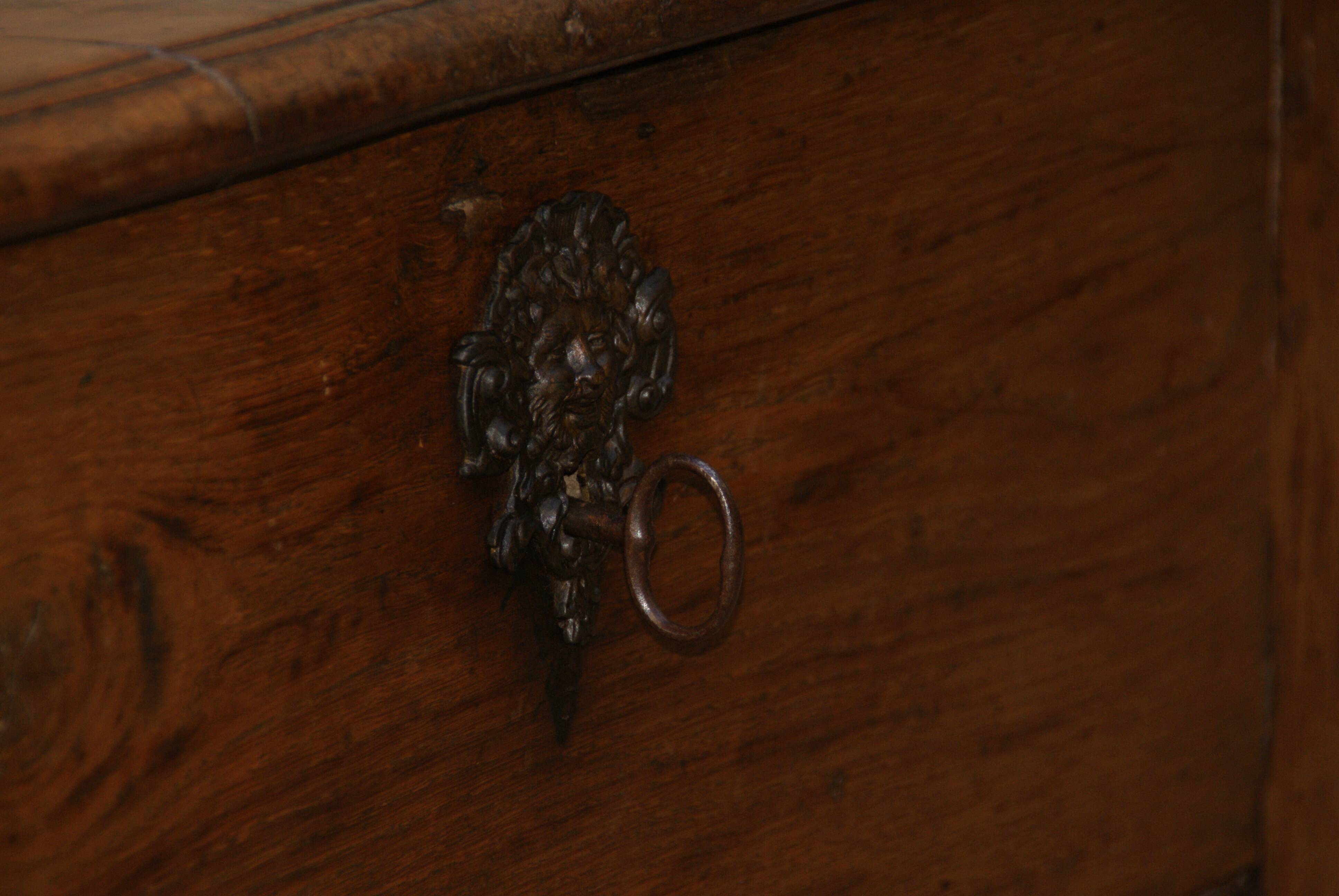 Small Chest Louis XIV - XVIII Century