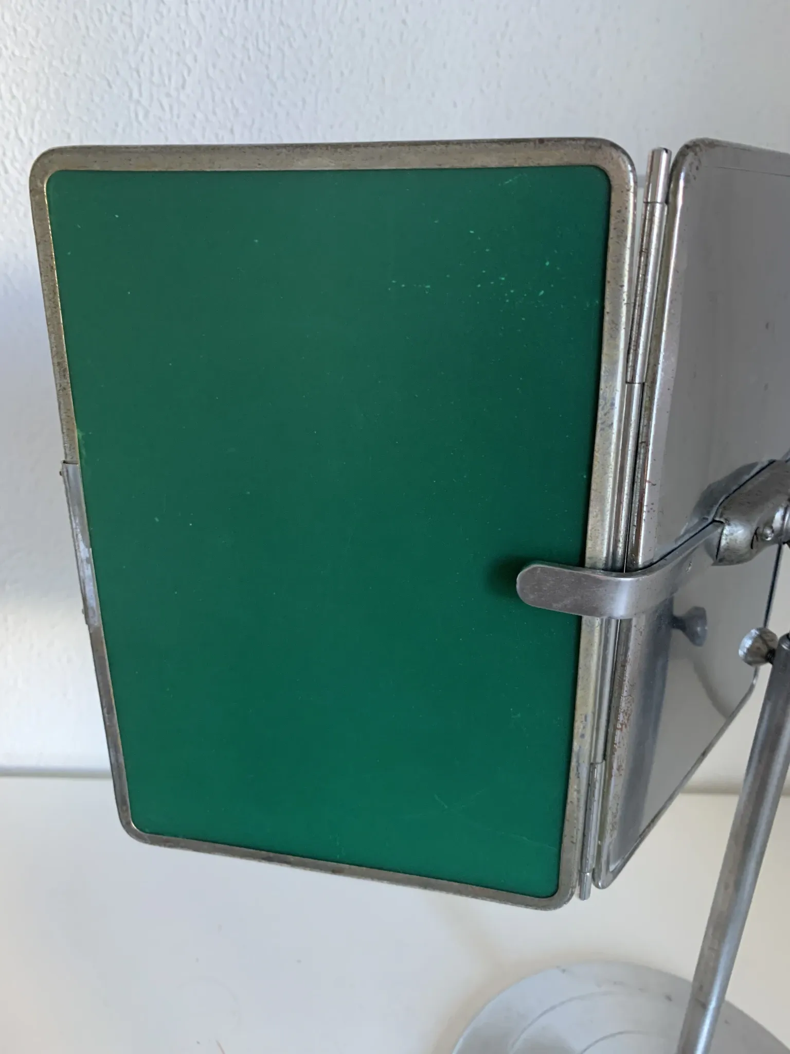 Vintage 1940 triptych barber mirror with bevelled edge - 40 x 35 cm