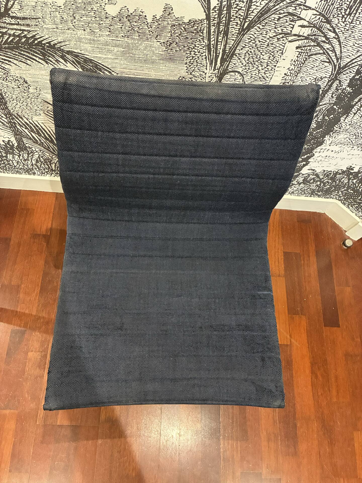Fauteuil Herman Miller EA105