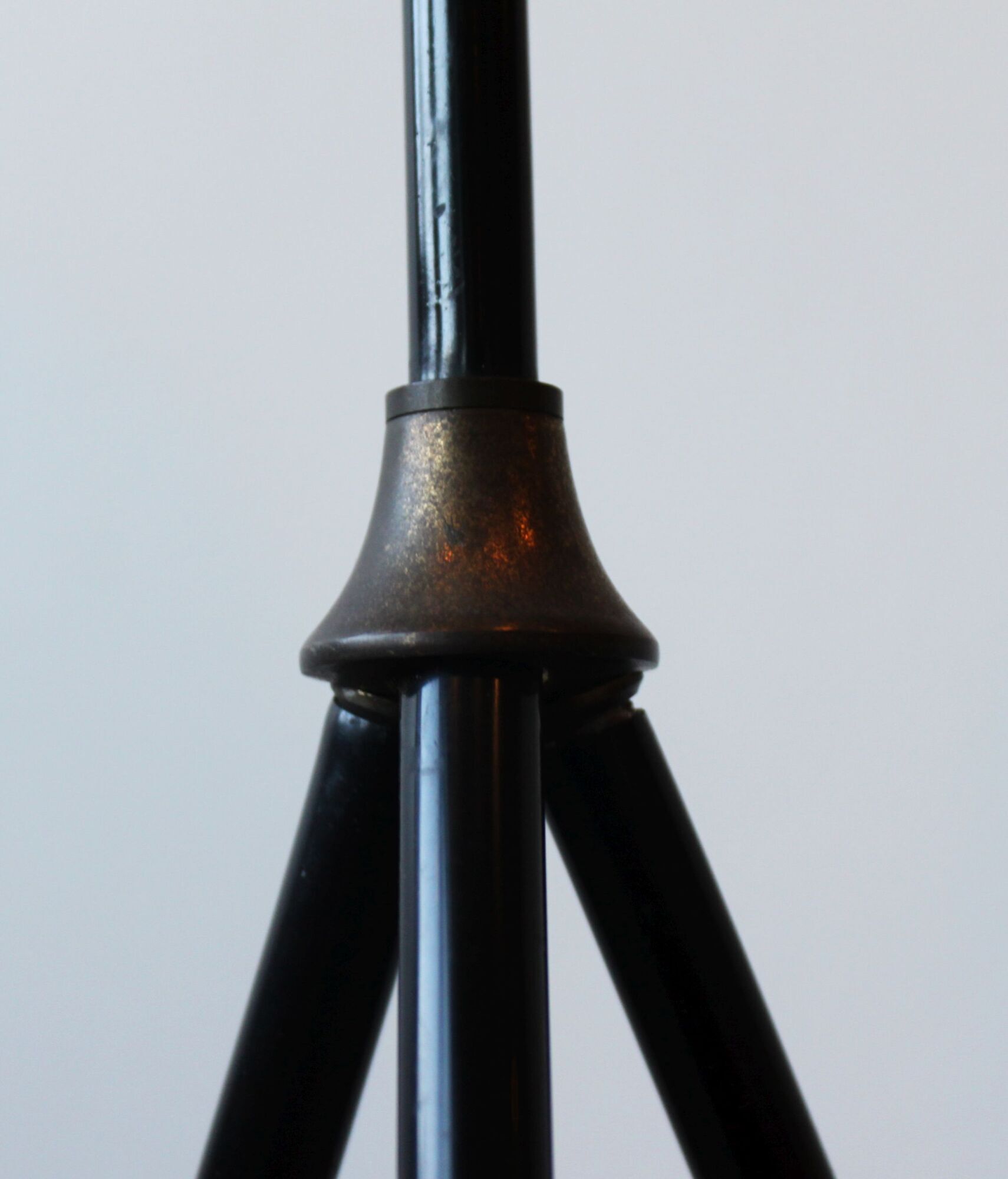 Lampadaire tripode en rhodoïd par Aro Leuchten, Allemagne, 60's