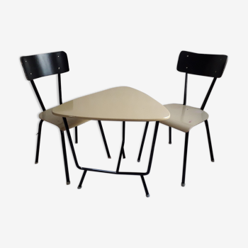 Ensemble table et chaises