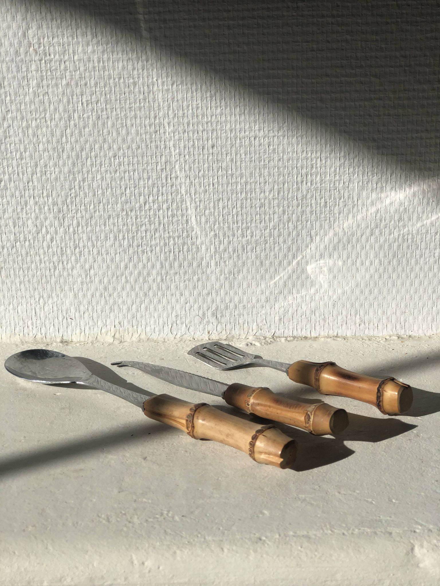 Cutlery set with bamboo handles