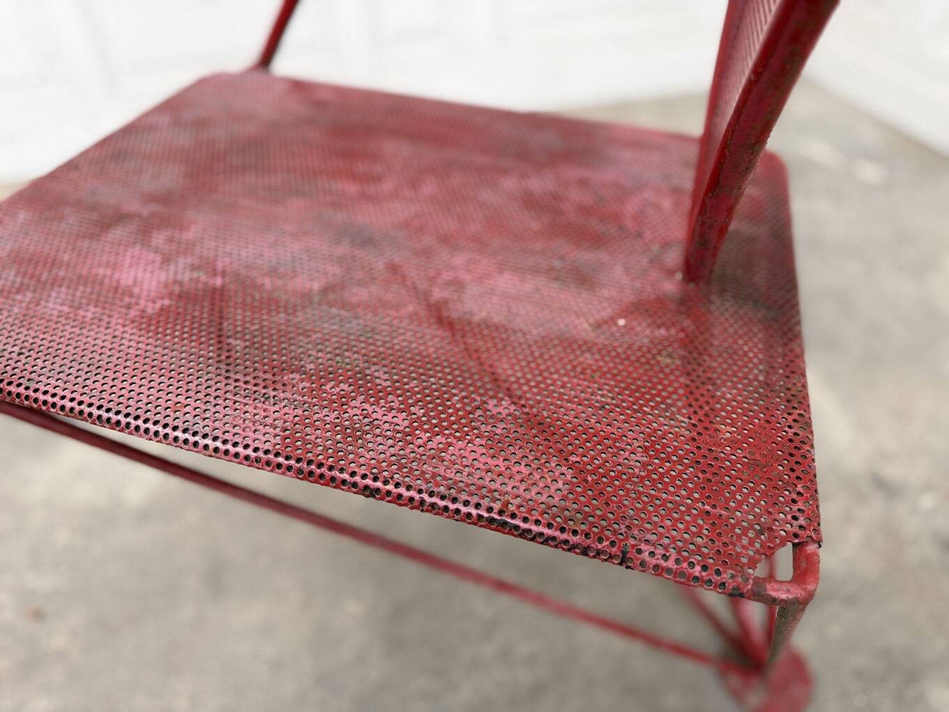 Fauteuil design rouge 1950