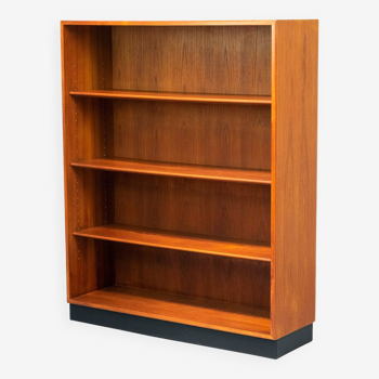 Danish bookcase in Teak by Børge Mogensen for Søborg, 1960s