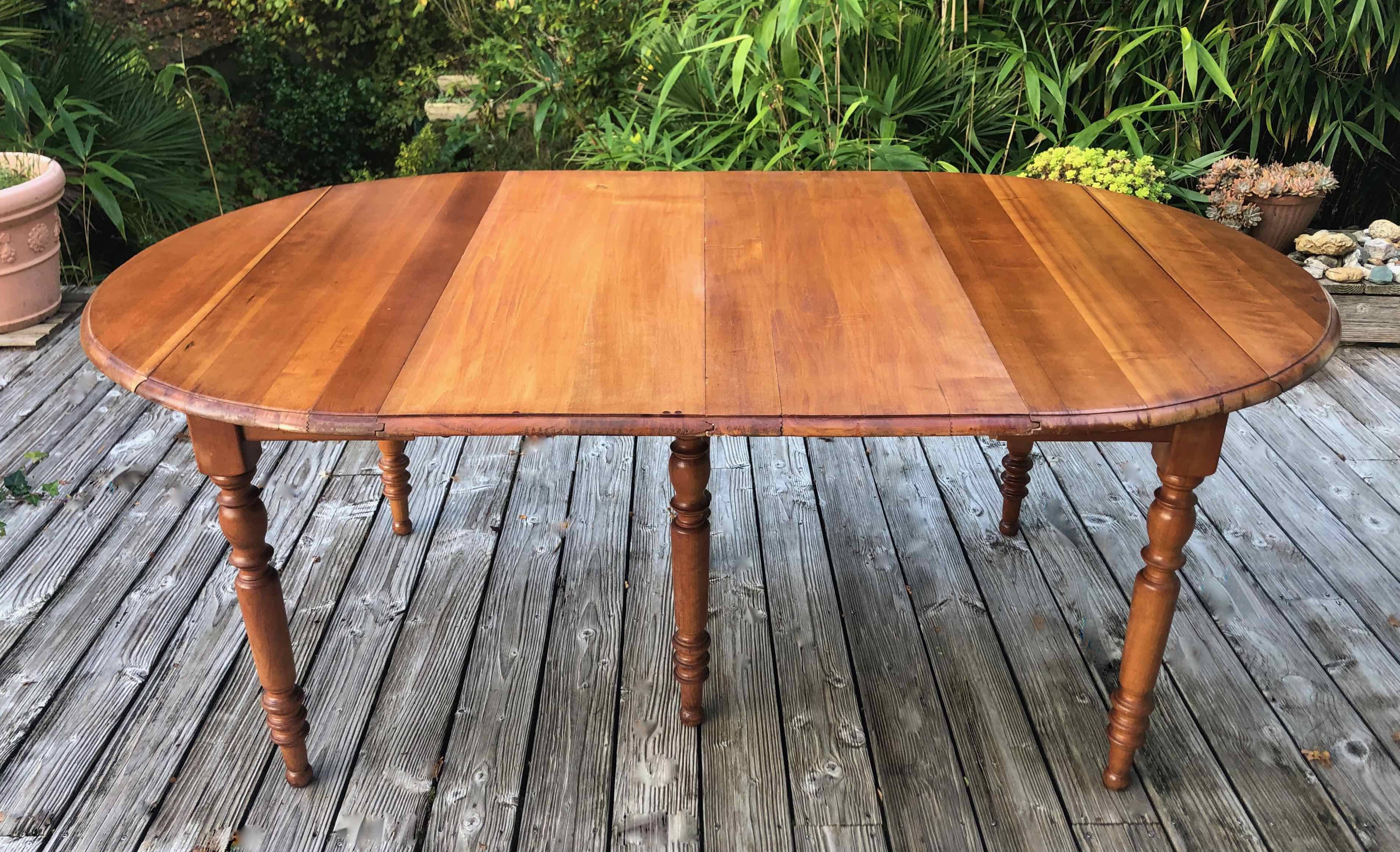 Round modular cabinetmaker's table 1970-80