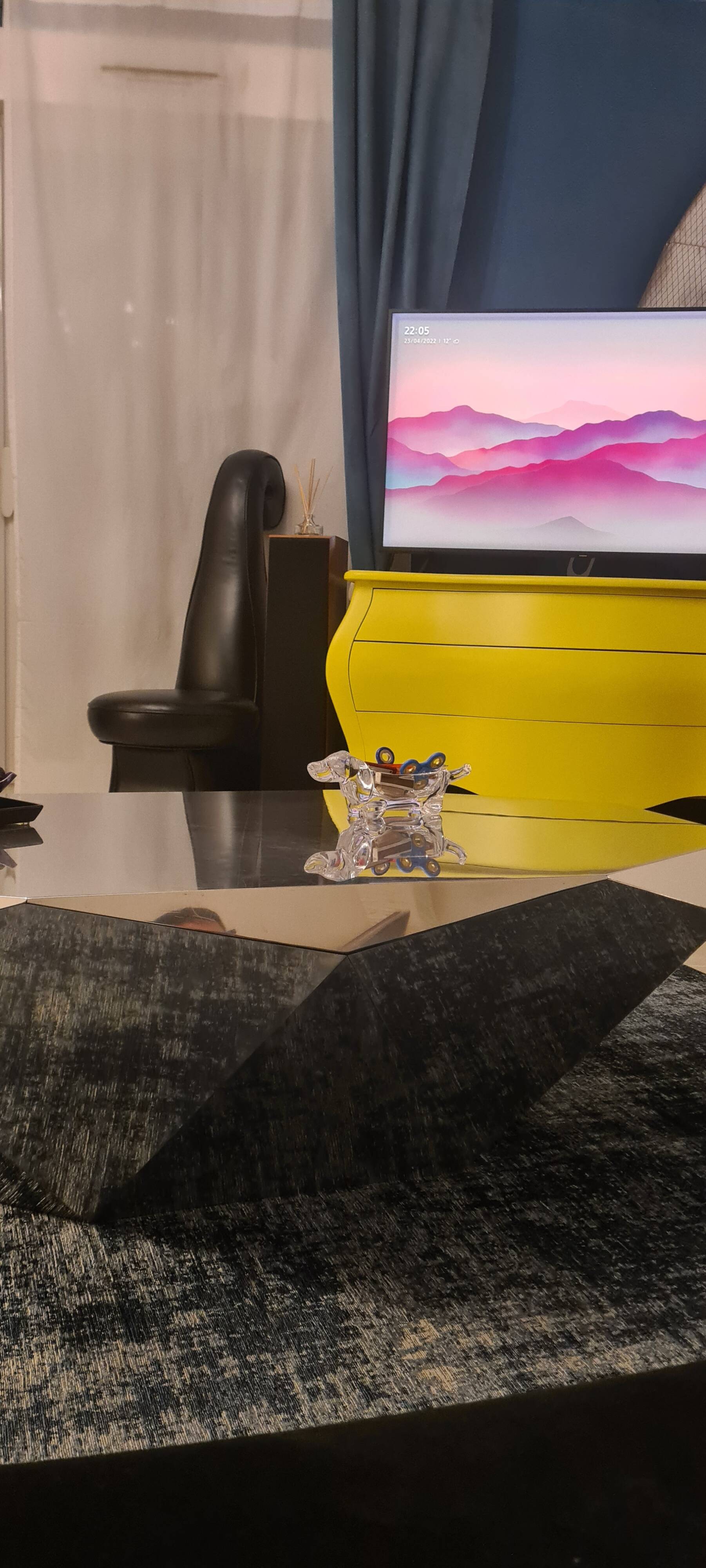 Bretz Stealth J145 coffee table