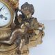 Horloge pendule Impérial en bronze doré décor angelots style Louis XVI