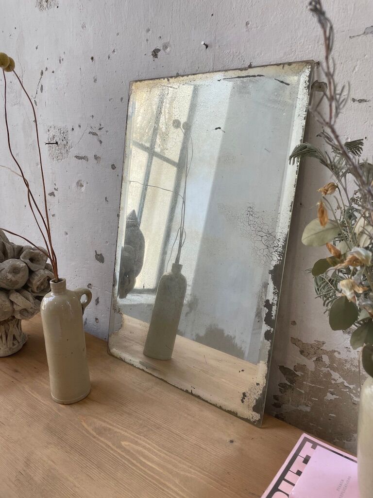 Very stung old bevelled mirror 39x60cm