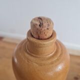 Bouteille en grès ancien