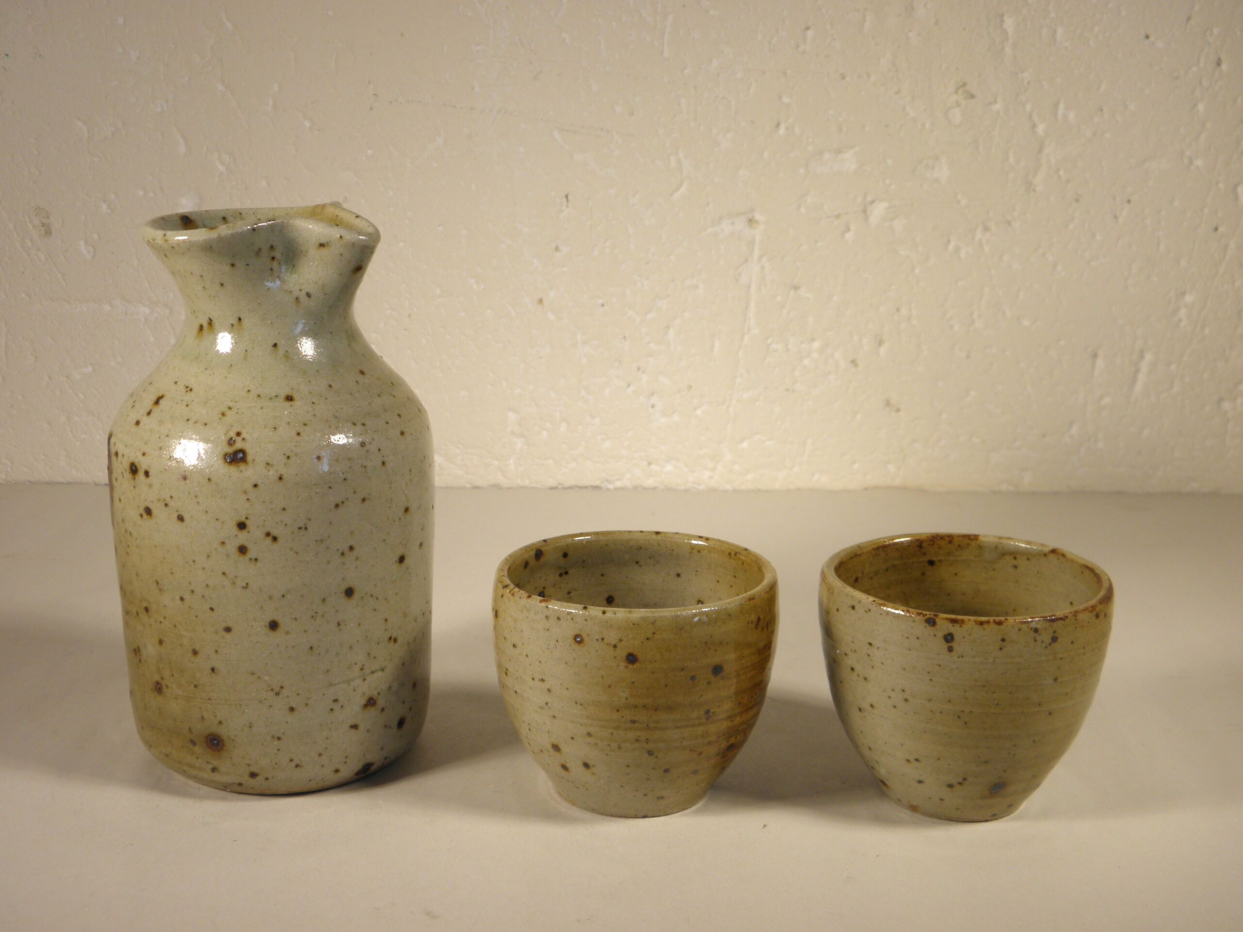Decanter and sandstone cups 70s
