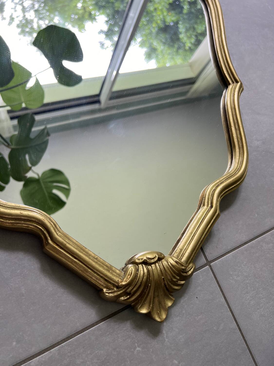 Miroir coquille doré