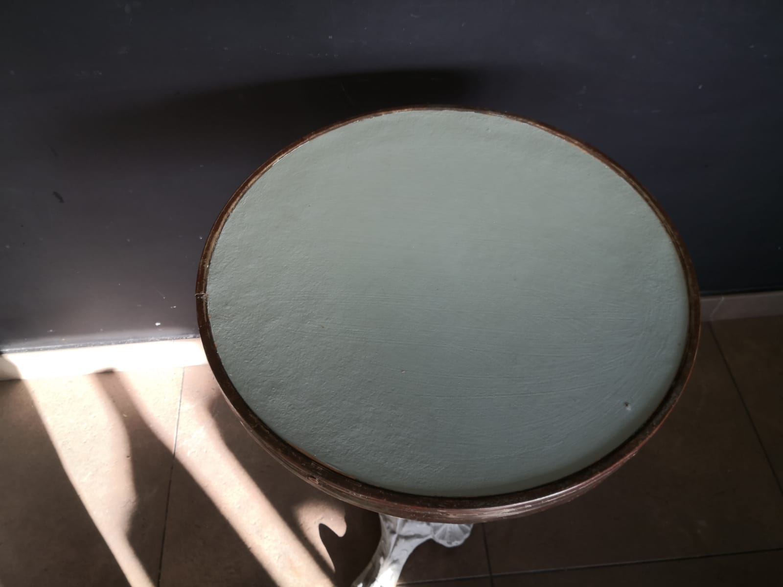 coffee table, vintage bistro pedestal table