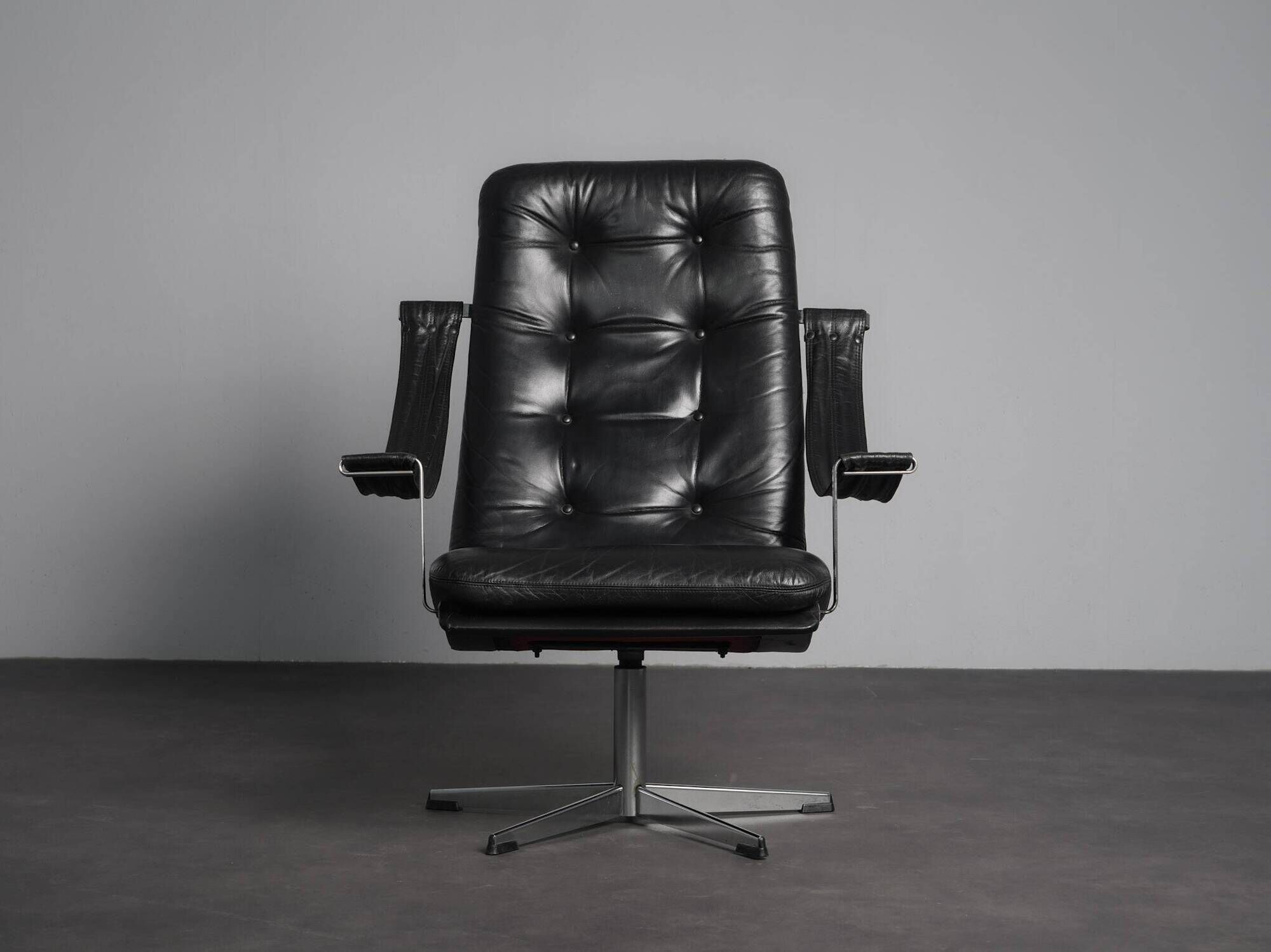Modernist Black Leather Swivel Lounge Chair, Netherlands, 1960s