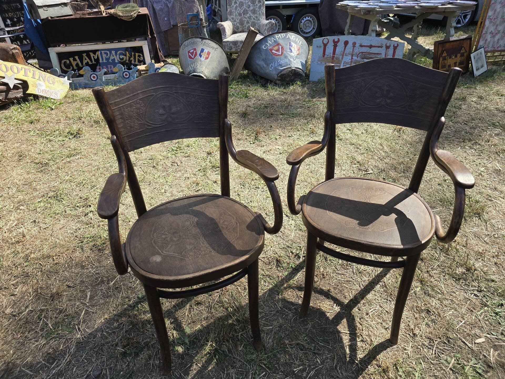 Paire de fauteuils thonet