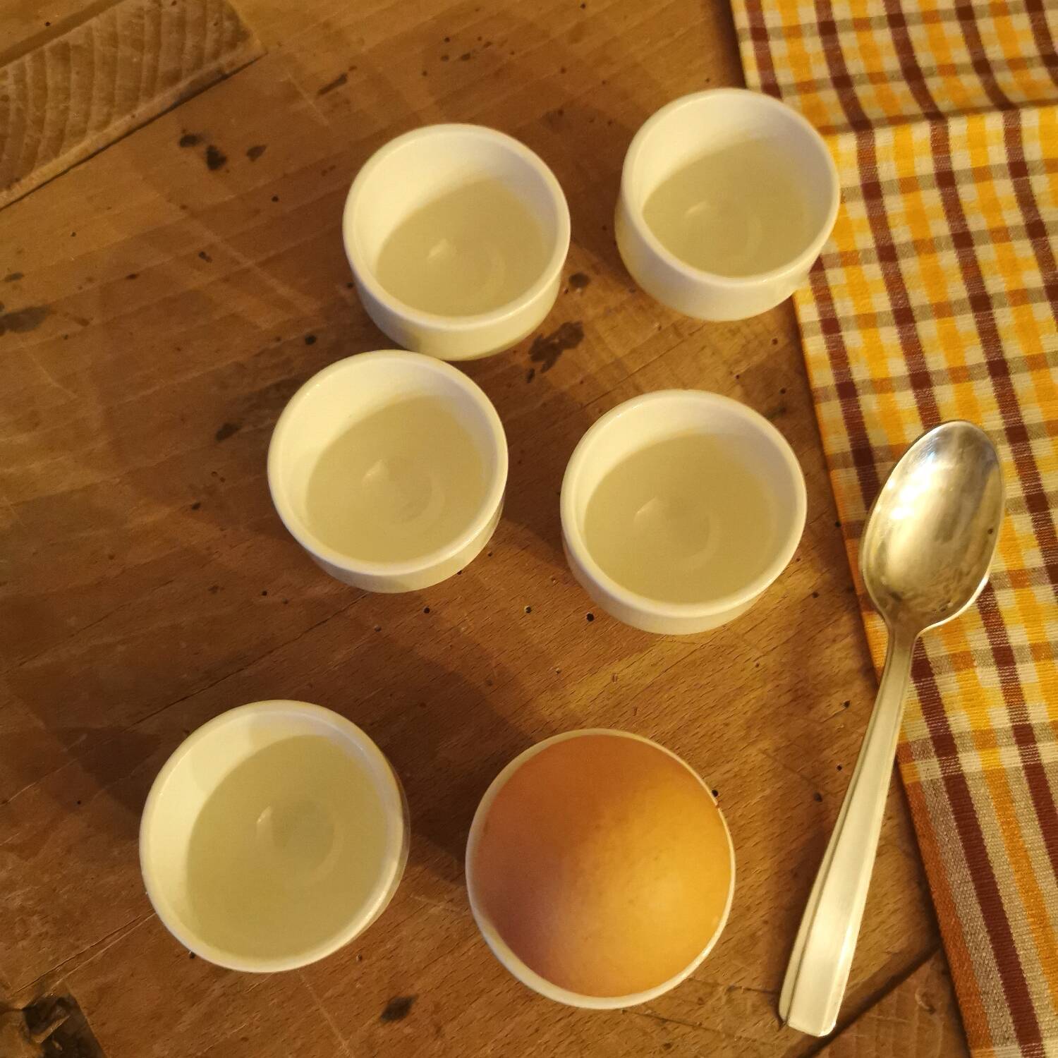 6 Vintage 1960s Prisunic Egg Cups