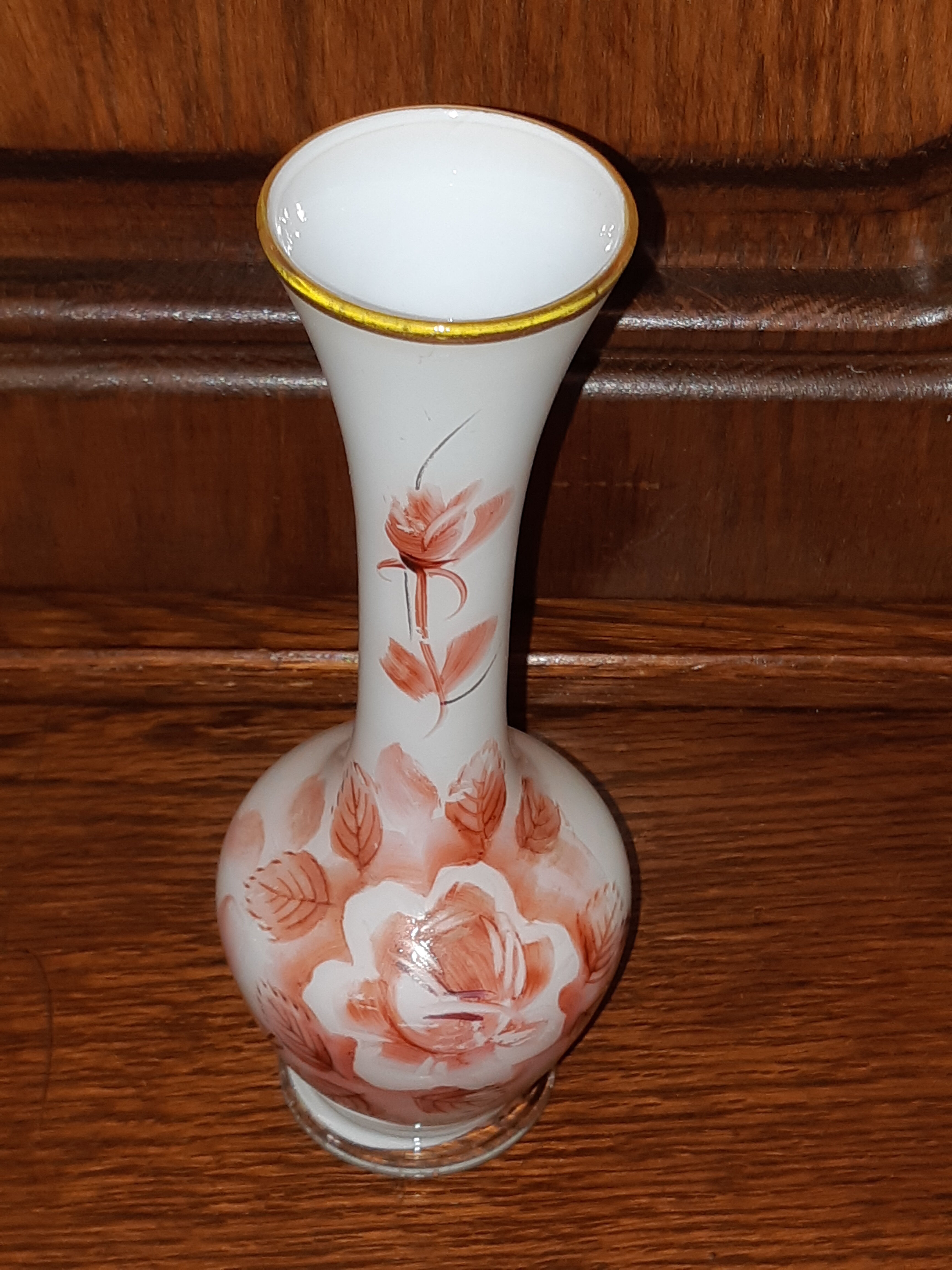 Soliflore vase in blown opaline glass decorated with flowers