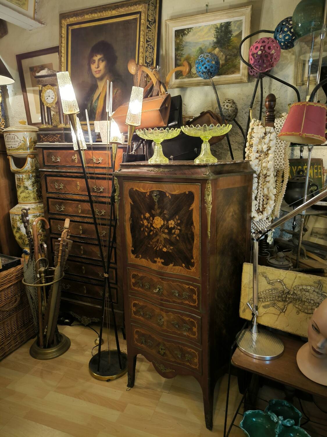 Small marquetry lady's writing desk, circa 1870