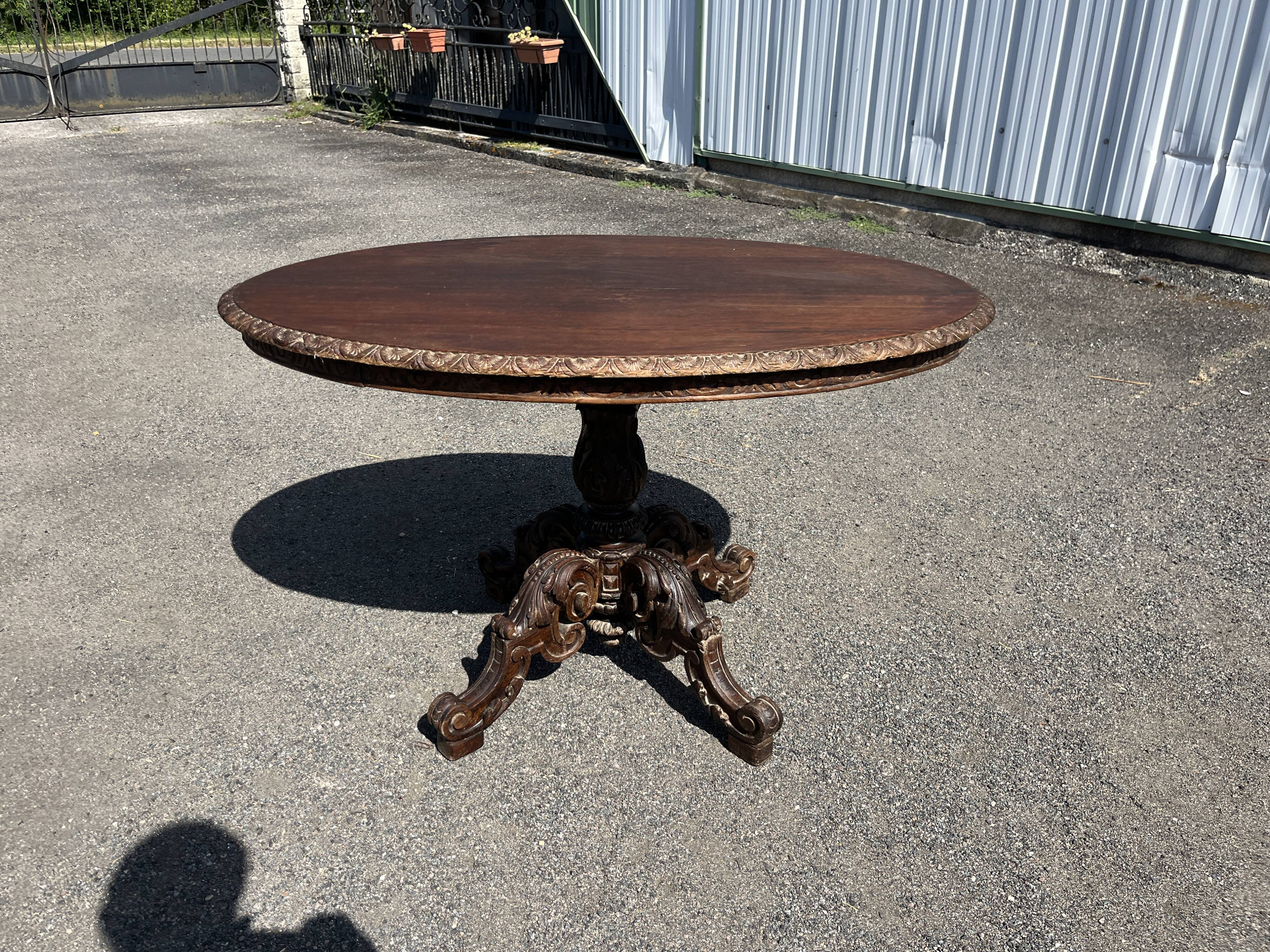 Table de salle à manger ancienne style Henri II