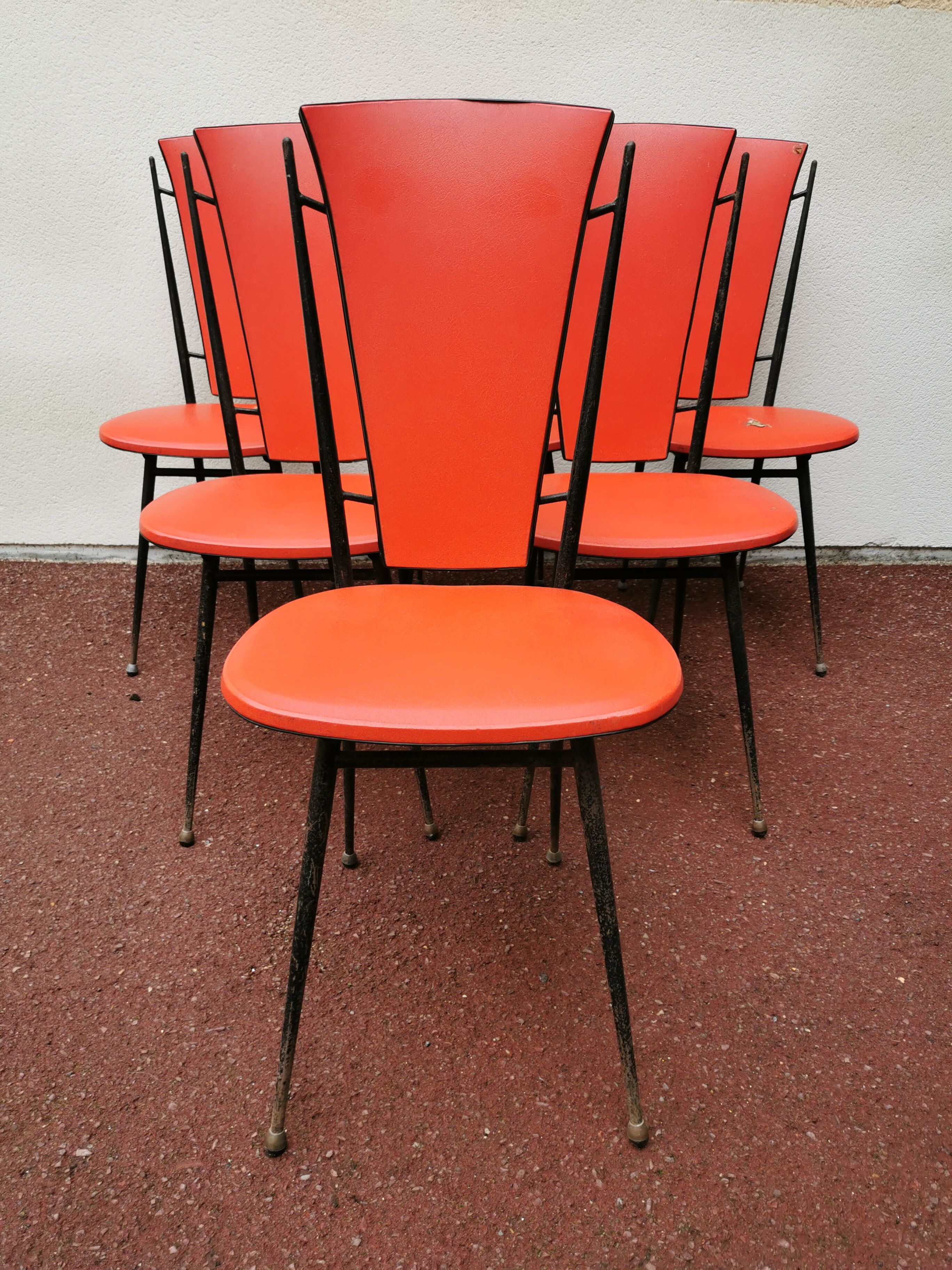 series of 6 Vintage red chairs design COLETTE GUEDEN 60s