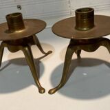 Set of 2 brass candlesticks with feet