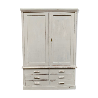 Meuble à tiroirs commerce