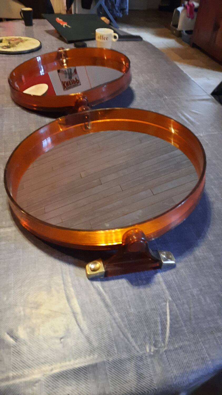 Ensemble 2 miroirs et 2 porte manteau année 70