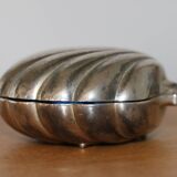 Pocket tray / scallop shell box