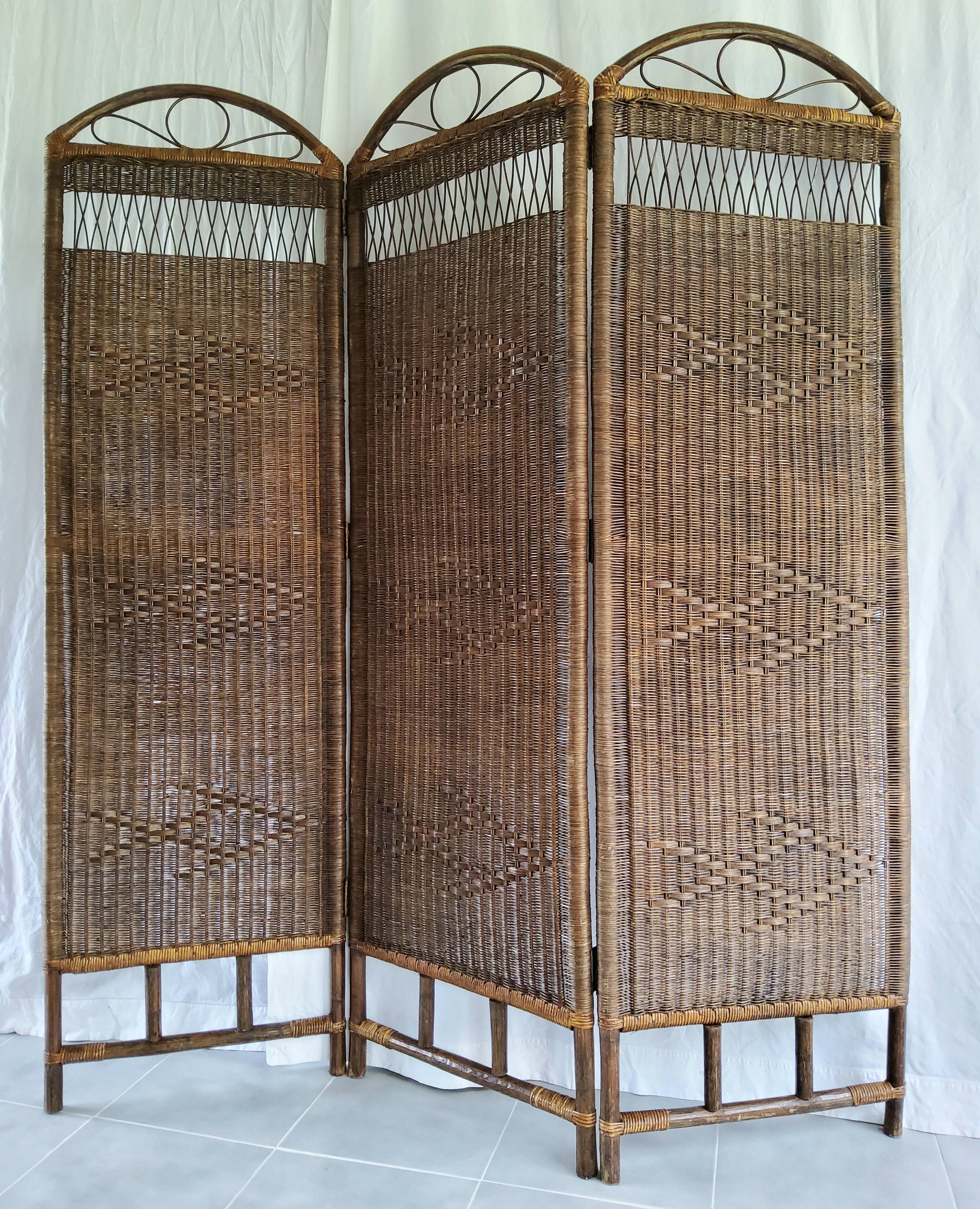 Vintage rattan screen